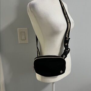lululemon athletica Black Crossbody Belt Bag with Branded Strap
